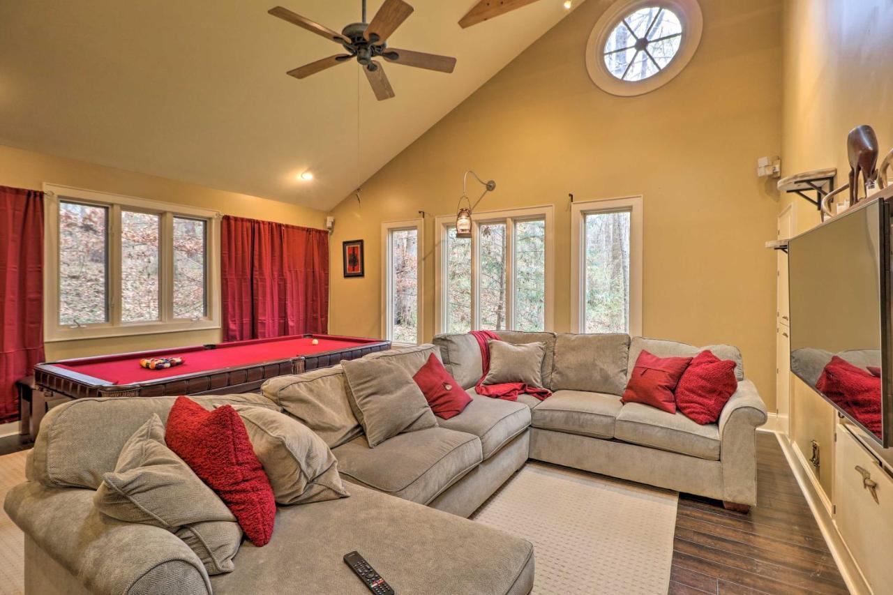Cozy Conyers Cabin With Fireplace And Pool Table! Ngoại thất bức ảnh