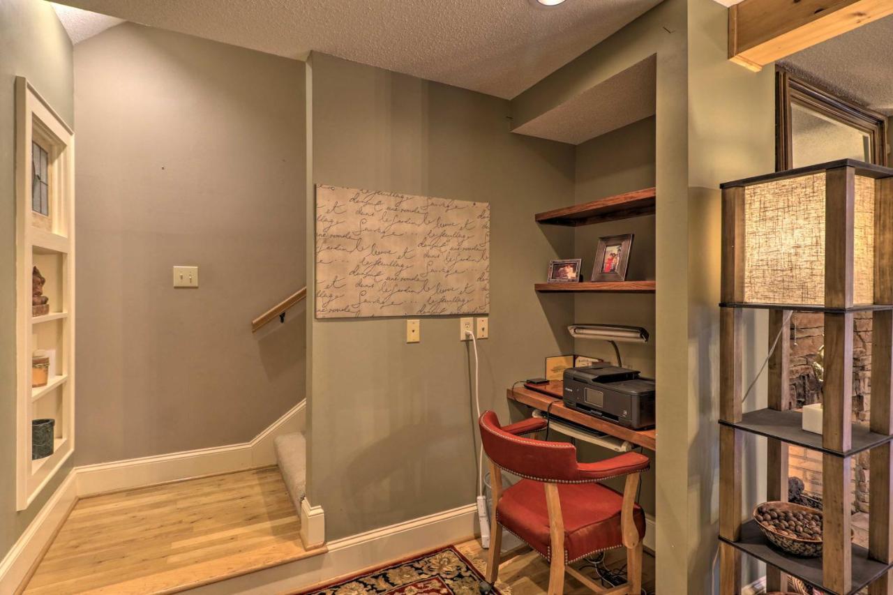 Cozy Conyers Cabin With Fireplace And Pool Table! Ngoại thất bức ảnh